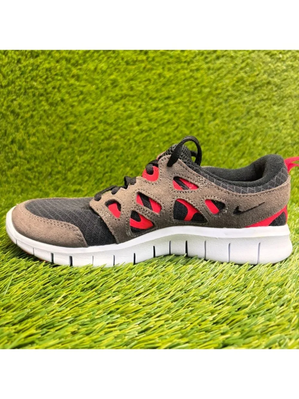 Nike please review